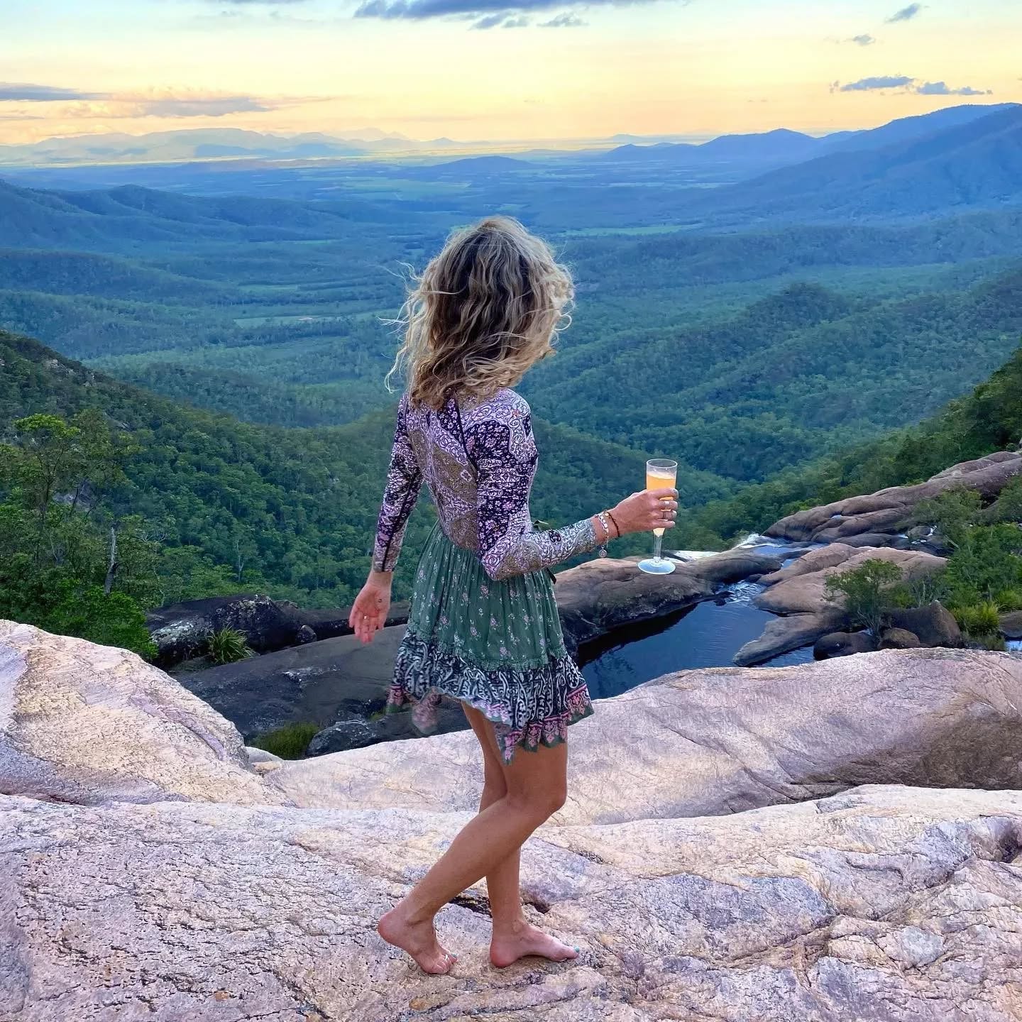 Sunset hike 🥂